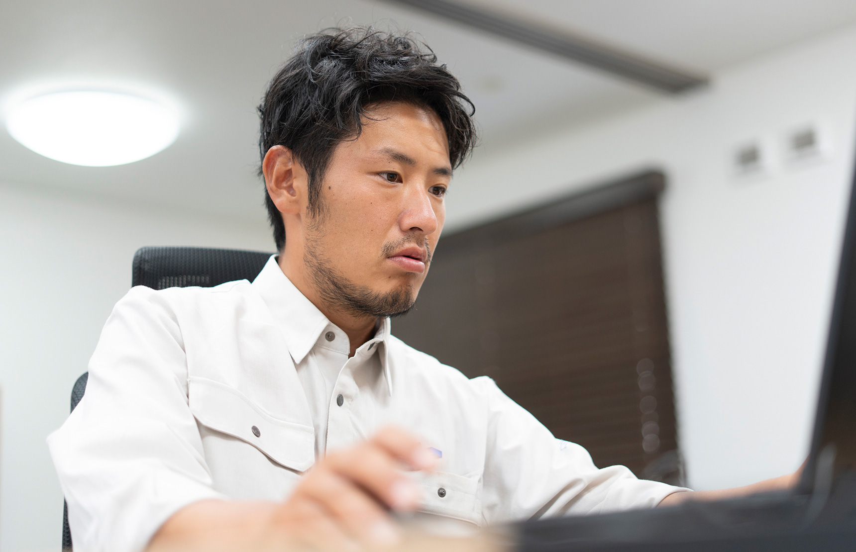 積極的に資格をゲットして仕事の守備範囲を広げたいです。